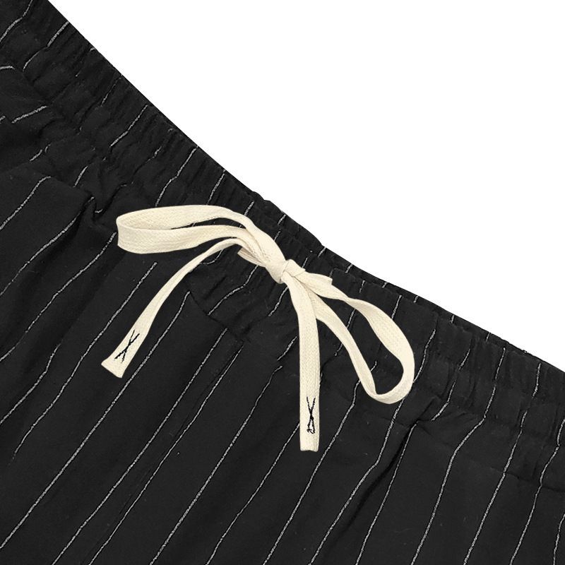 Completo da uomo con camicia a maniche corte a righe in lino e pantaloncini casual - Completo estivo traspirante per spiaggia e viaggi. Set da uomo_voghion.com