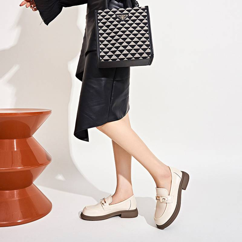 Mingliu Real leather Le Fu shoes for women in spring 2025, new style for women, British style small leather shoes, women's small fragrant style shoes_voghion.com