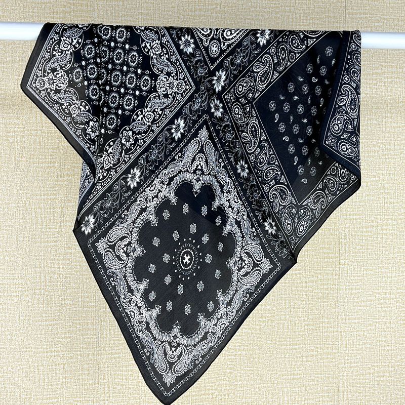 Color blocked black white cashew flower mulberry square 70 silk versatile for spring and autumn scarf_voghion.com