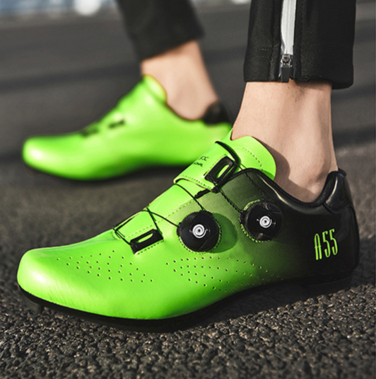 Cycling with dynamic bicycle lock shoes, hard soled power assisted bicycles, mountain bike shoes_voghion.com