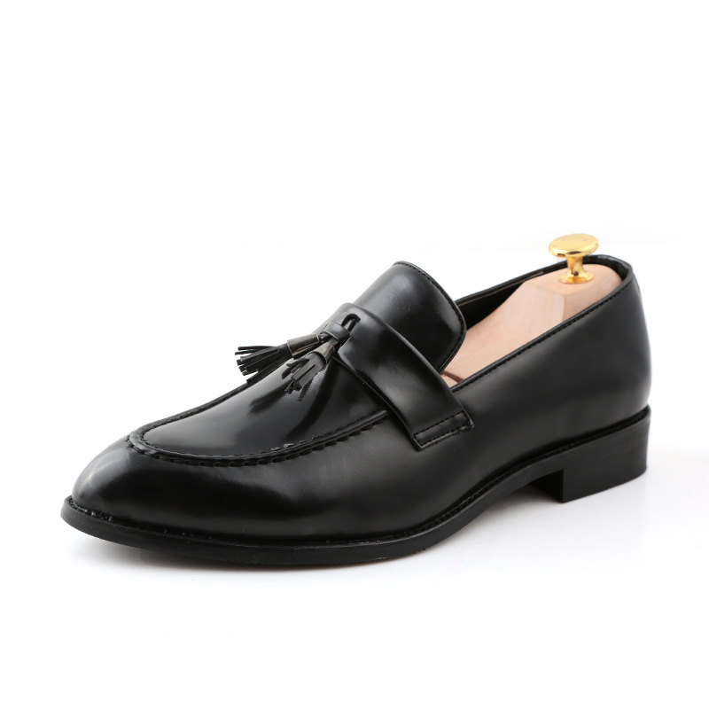 Mocassini formali slip-on da uomo in pelle, casual, business, con punta lucida, per esterni, TerraStride, primavera 2025_voghion.com