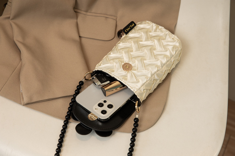 Borsa per cellulare Human Rose Donna 2023 New Design Sense Niche Ins Light Luxury Messenger Bag Live all'ingrosso_voghion.com