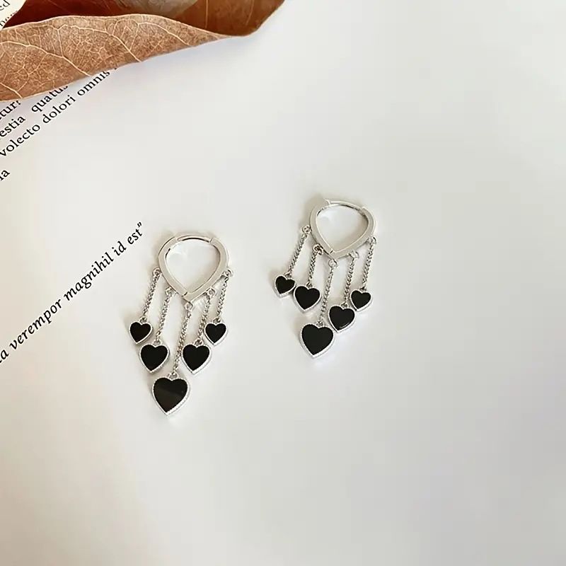 Cold Style Black Heart-shaped Earrings With Fashionable Tassel Temperament Earrings_voghion.com