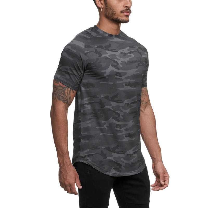 2024 Camo Short Sleeve Workout Gym TShirt Compression Running Tshirt Men Fiess Tops Sport T Shirt_voghion.com
