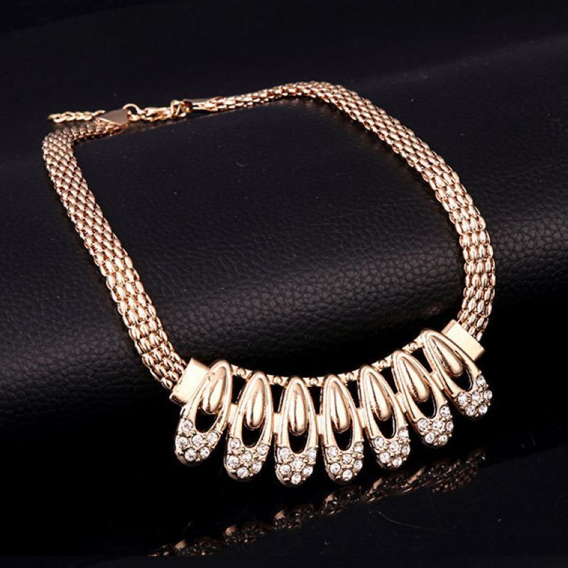 Fashion set of four pieces, gold bride necklace, earrings set, boutique jewelry_voghion.com