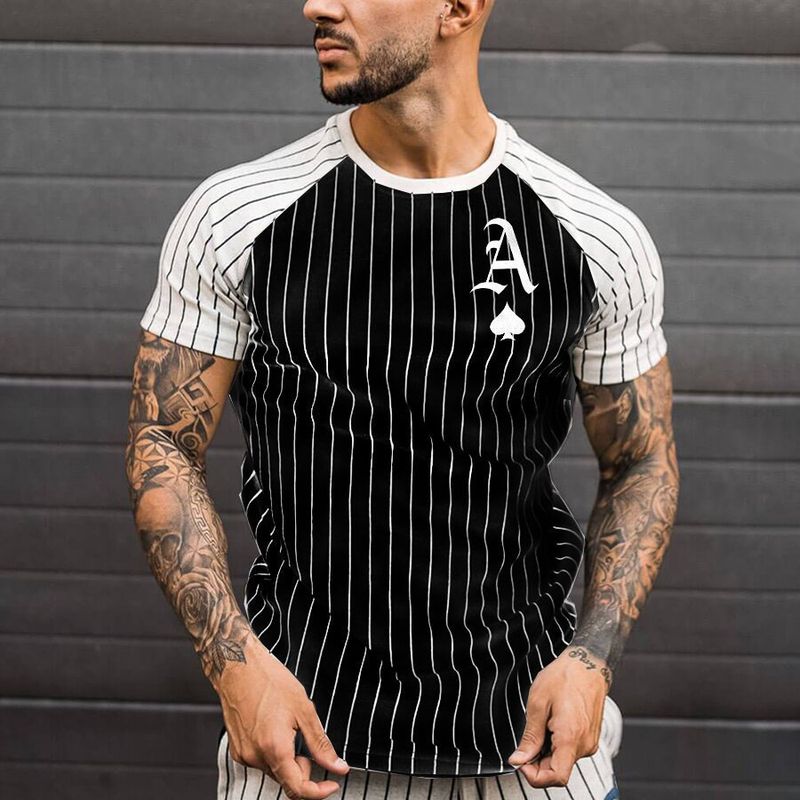 Maglietta leggera da uomo a maniche corte con scollo rotondo casual, a righe e stampa 3D, con asso di picche, estate 2024_voghion.com