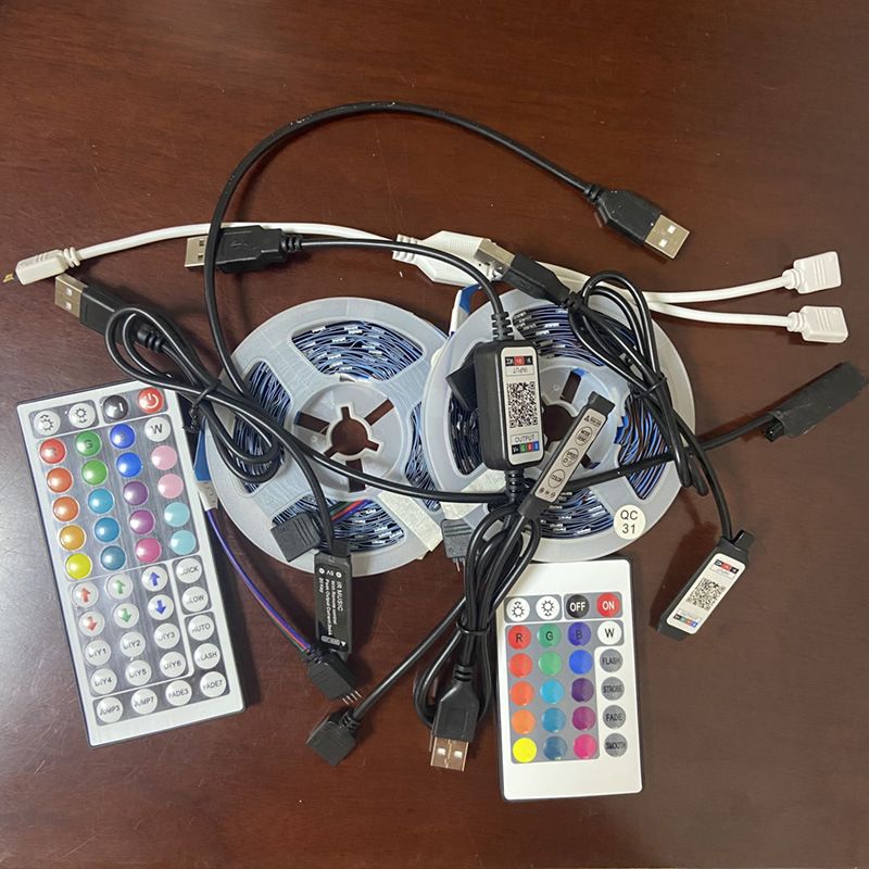5V5050RGB kleurrijke LED-lichtstrip 30 lichten infrarood mobiele telefoon Bluetooth APP achtergrondmuziek zelfklevende zachte lichtbalk_voghion.com