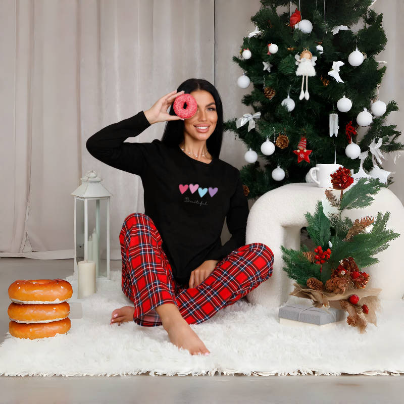 Neues vierteiliges Nachtwäsche-Set mit langen Ärmeln und Hosen in Herzform und kleinem Karomuster für zu Hause_voghion.com