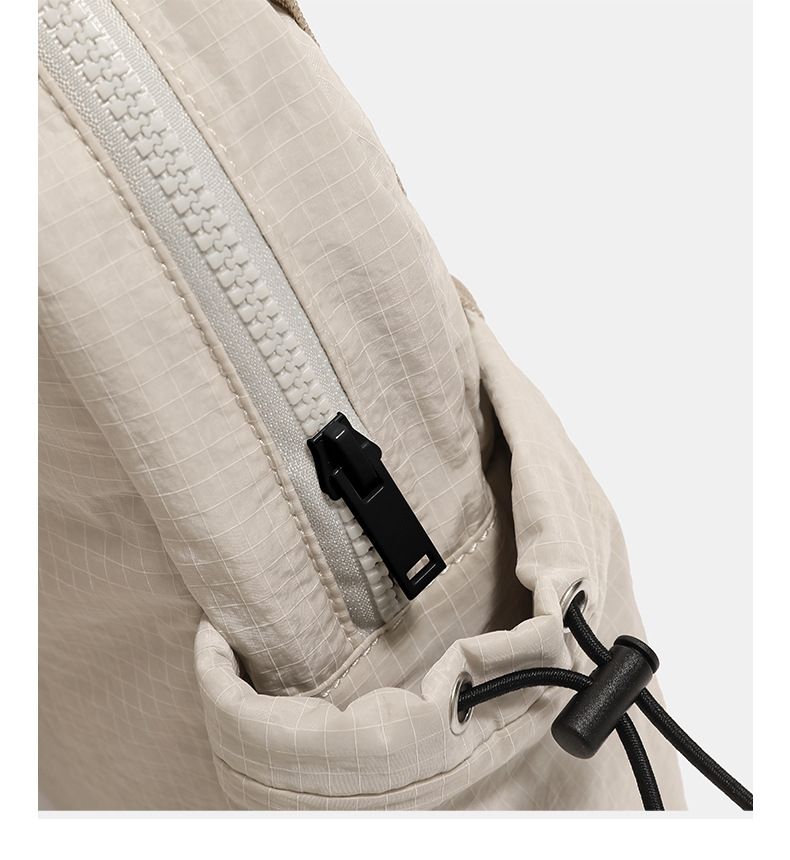 Zomer Nieuwe Mode Eenvoudige Effen Kleur Lichtgewicht Compacte Waterdichte Borsttas Enkele Schouder Crossbody_voghion.com