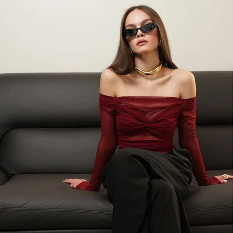 Top in rete con spalle scoperte, moda estiva 2025, da donna, nuova maglietta aderente trasparente e plissettata_voghion.com