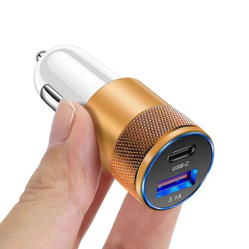 3.1A USD+PD Kleng Stolkanoun Metall Aluminiumlegierung Opluedstatioun USB-C+USB Autoladegerät_voghion.com