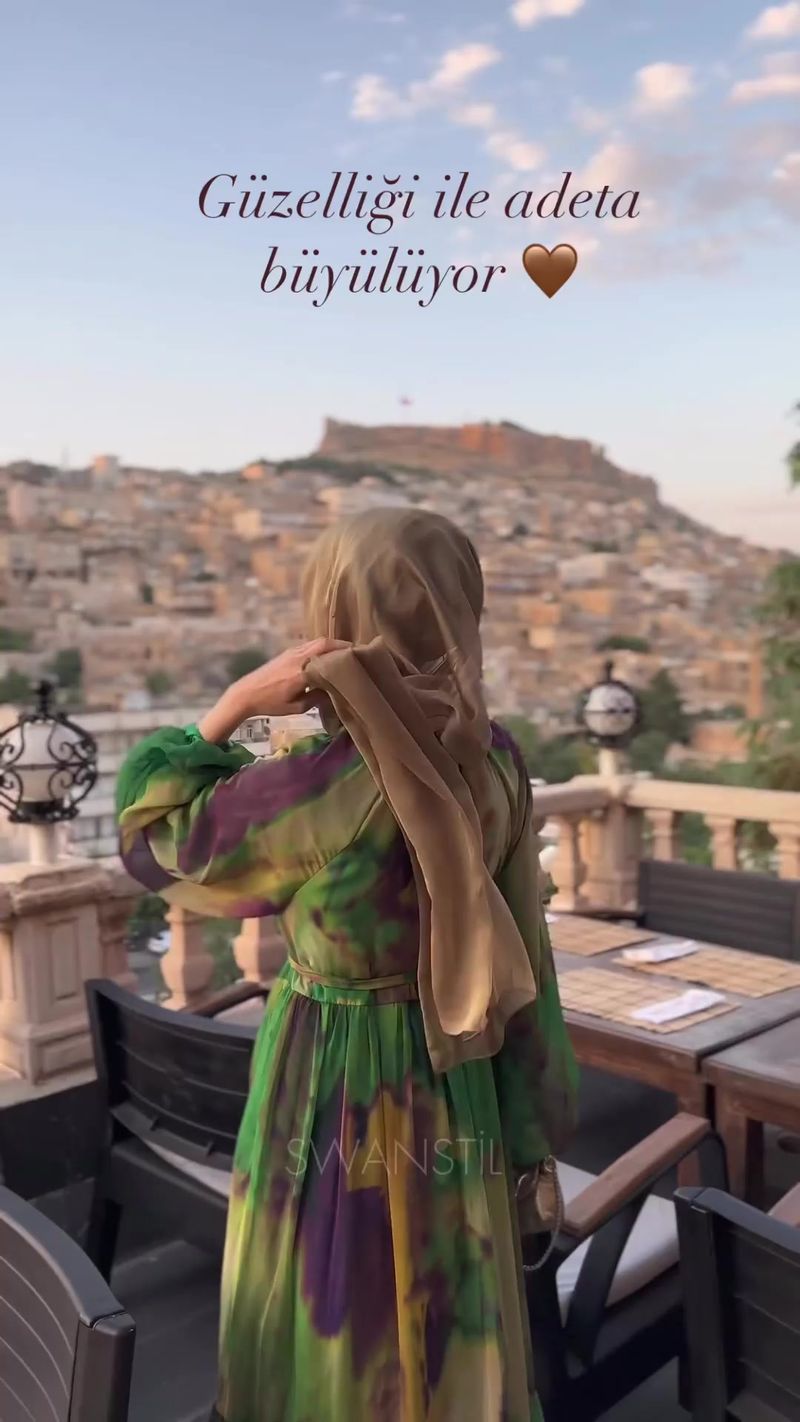 Damkläder Mellanöstern muslimsk vår Ny chiffongtryck Trendig elegant lång klänning_voghion.com