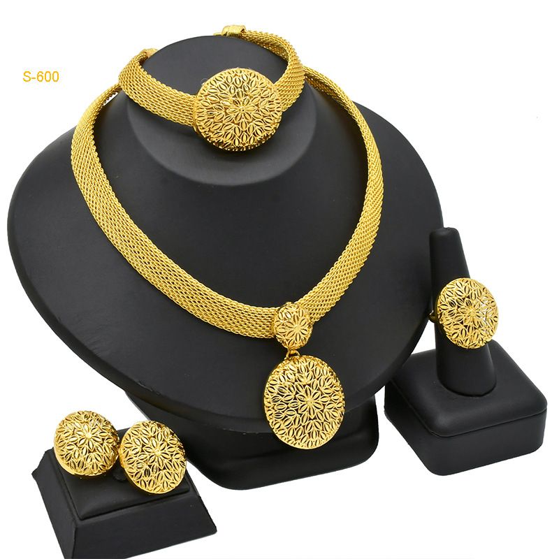 Set di gioielli in oro da donna, in lega di rame, placcati in oro, Dubai, set di moda di vendita calda, sposa indiana, collana, orecchini, bracciale, anello, gioielli_voghion.com