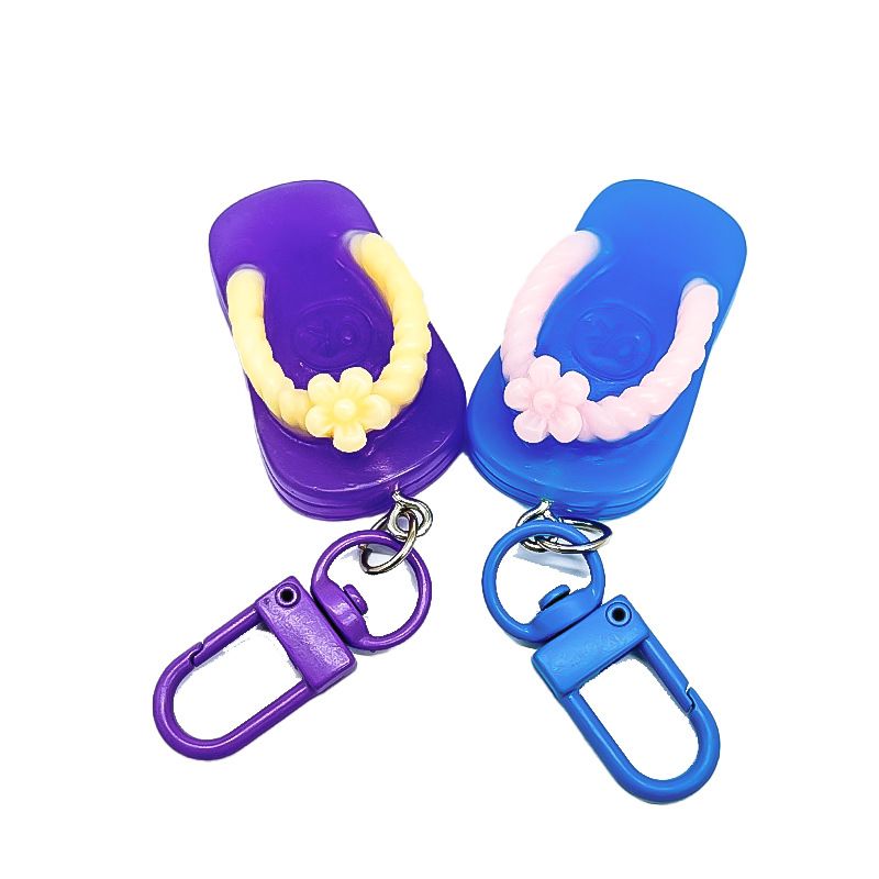 Chanclas de dibujos animados simuladas, nuevos labios creativos de moda personalizados, llavero, bolso para hombres y mujeres._voghion.com
