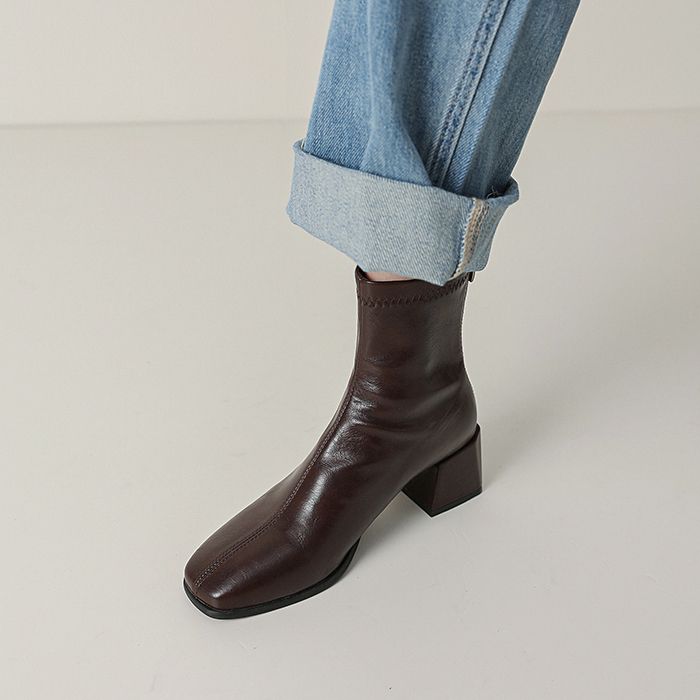 Comfortable Korean Oni Soft Minimalist Chunky Heel Booties_voghion.com