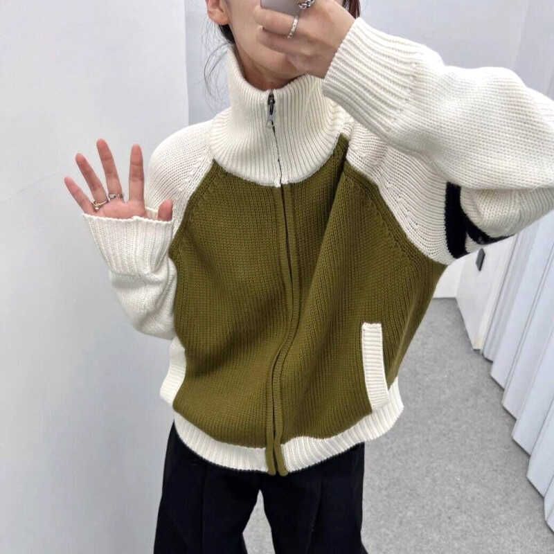 European fashion temperament knitted 2024 early autumn new item contrasting color stand up collar zipper high-end_voghion.com