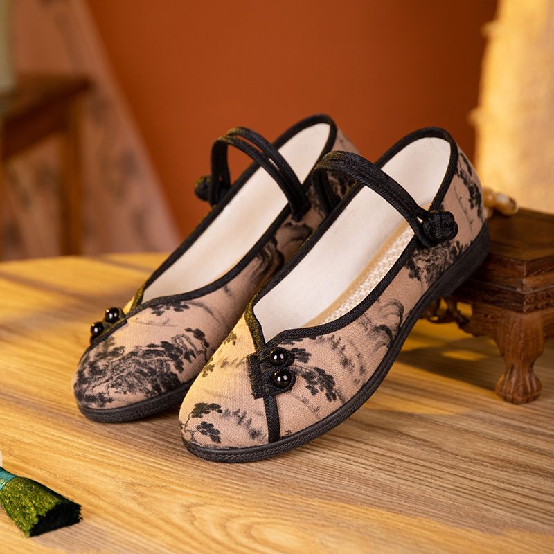 Damenschuhe Frühling Neuer Stil Alte Peking-Stoffschuhe Ethnische Mutter Mittleren Alters Und Älterer Weicher Boden Antiker Stil Bestickte Schuhe Damen_voghion.com