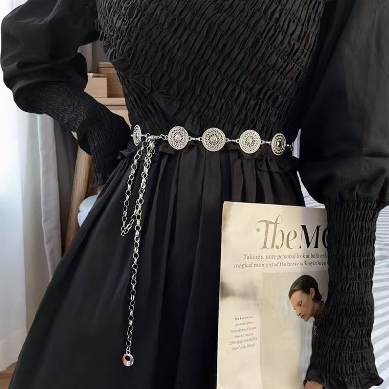 Chaîne de taille en métal pour femme, accessoire au design unique, ceinture tendance à pompon en forme de cœur et de papillon_voghion.com