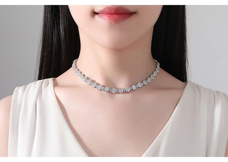 Damenschmuck-Set mit floraler Halskette und Ohrringen und Zirkonia, handgefertigte Kupferlegierung, elegantes Brautgeschenk für Hochzeitsfeiern_voghion.com