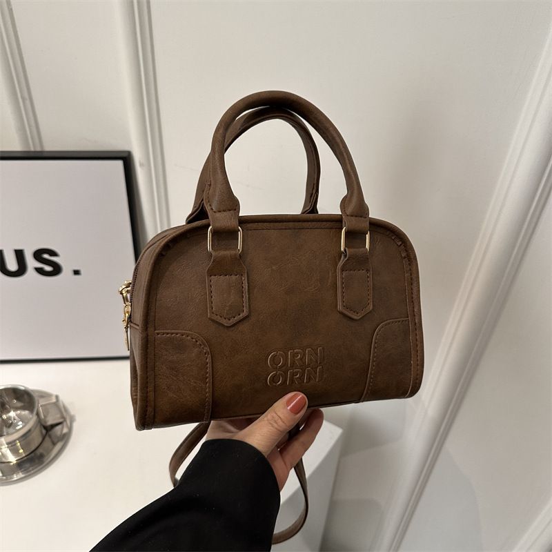 Popolare tracolla a spalla singola per borse da donna Borsa quadrata piccola portatile di nuova moda primavera 2024_voghion.com