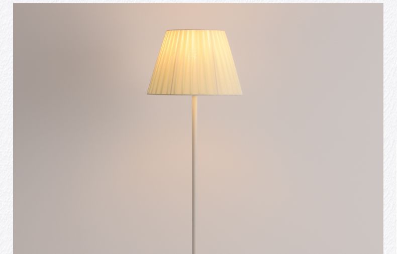 Grand View Garden Salon Chambre Chevet Moderne Simple Chaleureux Décoratif Canapé Plissé Lampe de Table de Sol_voghion.com