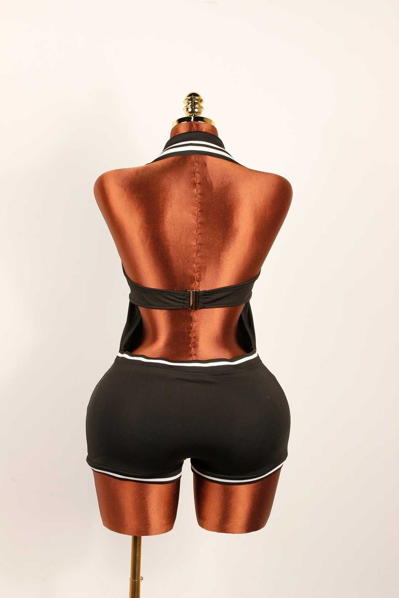 Sexy rückenfreier Neckholder-Jumpsuit mit Shorts für Damen – ärmelloser, einfarbiger, figurbetonter Strampler für den Sommer_voghion.com