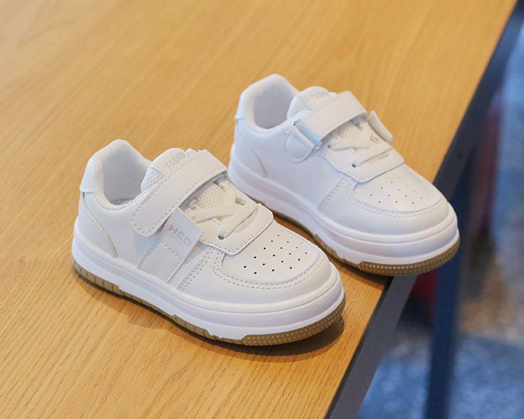 Girls' Sports Shoes Non-slip Lightweight Boy's Board Shoes Soft Soled Baby Casual Shoes_voghion.com
