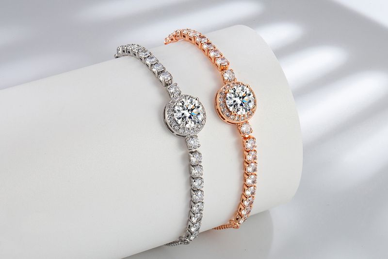 Minimalist Sweet Light Luxury Exquisite Advanced Round Zircon Bracelet Fashionable Girls Niche Hand Jewelry Pull Out Series_voghion.com