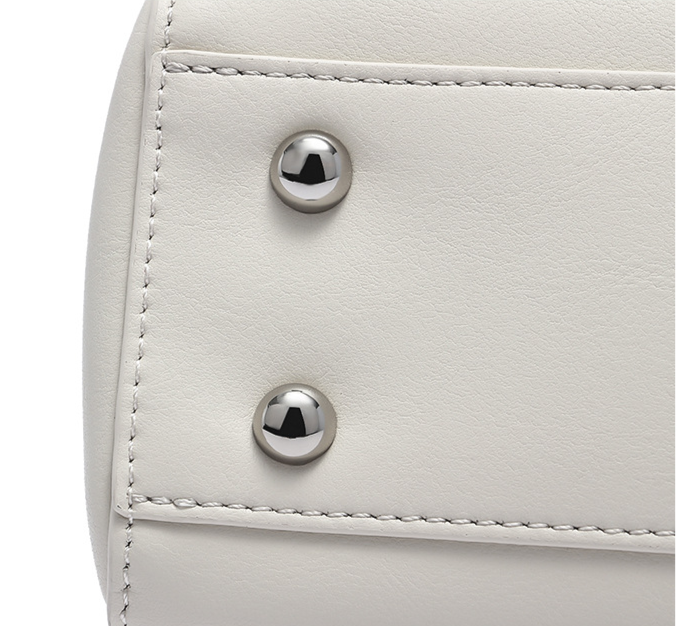 2024 Nuova borsa a tracolla versatile alla moda genuina in morbida pelle con tracolla larga e grande capacità in pelle di mucca da donna_voghion.com