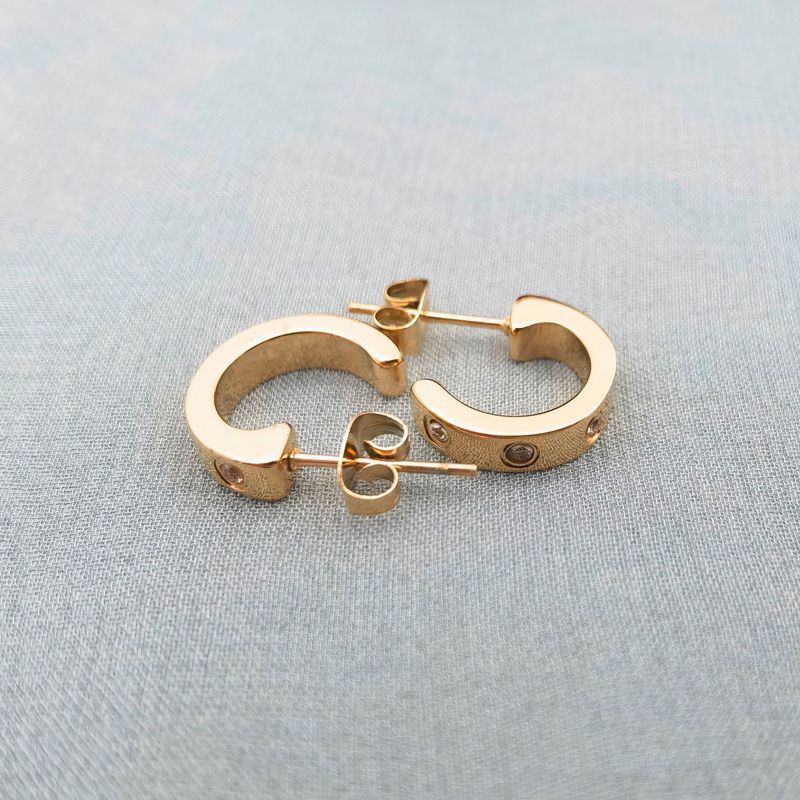 Classic LOVE Style C Shaped Gold Earrings Female_voghion.com
