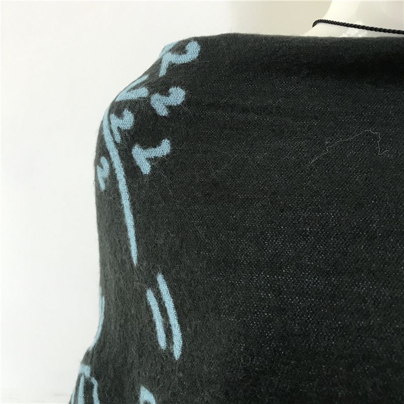 2022 Frühling und Herbst Neue Damen Mantel Mode Brief Ärmellose Kopf Trendy Schal Große_voghion.com