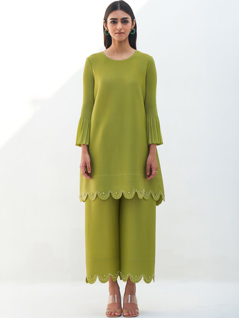 Damenbekleidung in Übergröße, zweiteilige Oberteile für Damen, lockere, kurze Hose, plissierter, schmaler Anzug_voghion.com