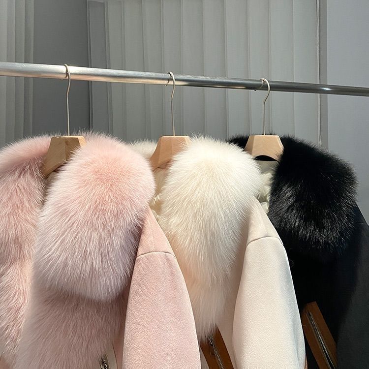 Vêtements pour femmes Manteau de fourrure Femme Court Automne et Hiver Nouveau Style Coton Épaississement Mode Manteau en daim Jeune_voghion.com