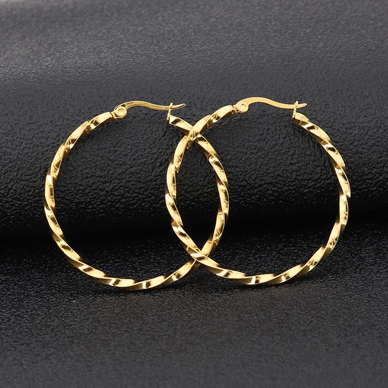 Minimalistische Persönlichkeit Mode Titan Stahl Damen Twisted Ear Cuffs Übertrieben Große Creolen Schmuck_voghion.com