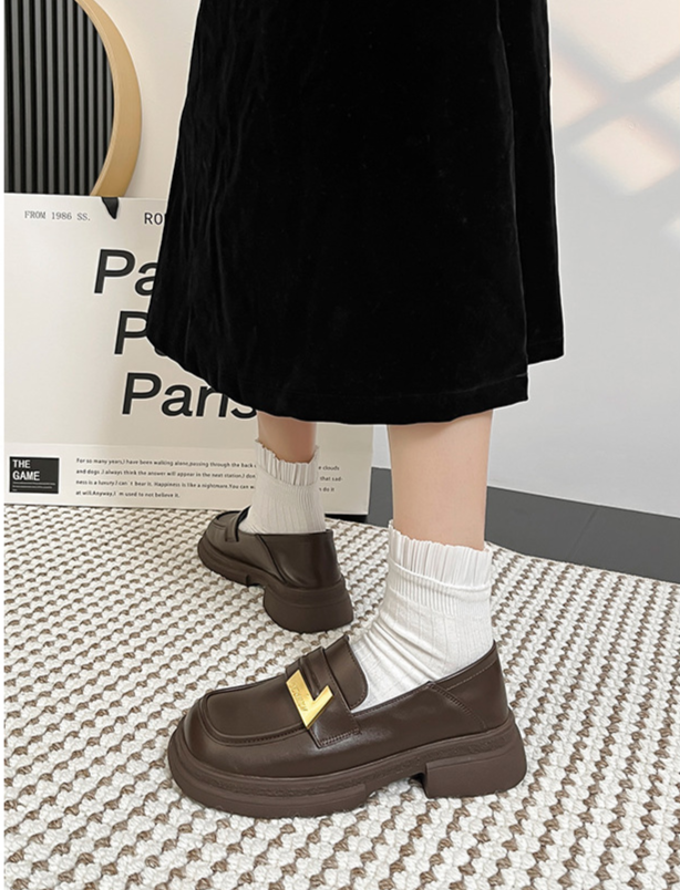 Quadratische kleine Lederschuhe für Damen, neue Freizeitschuhe im britischen Stil mit dickem Absatz und einzelnem Kick, vielseitig_voghion.com