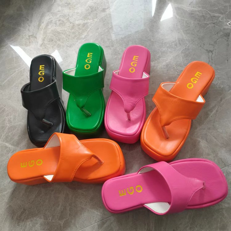 Dikke zolen pantoffels voor dames 23 nieuwe grote maten runderpees onderkant visgraat teen mode muffin bovenkleding strand sandalen en slippers damesschoenen_voghion.com