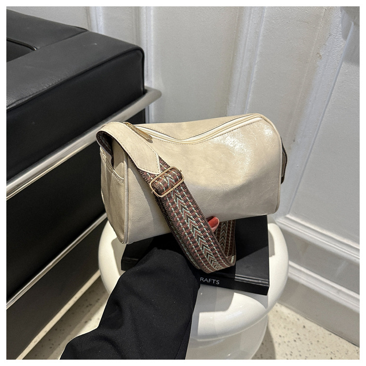 Borsa piccola retrò per donna 2024 Nuova borsa a tracolla singola con tracolla larga alla moda e casual per borsa a tracolla per ragazze_voghion.com