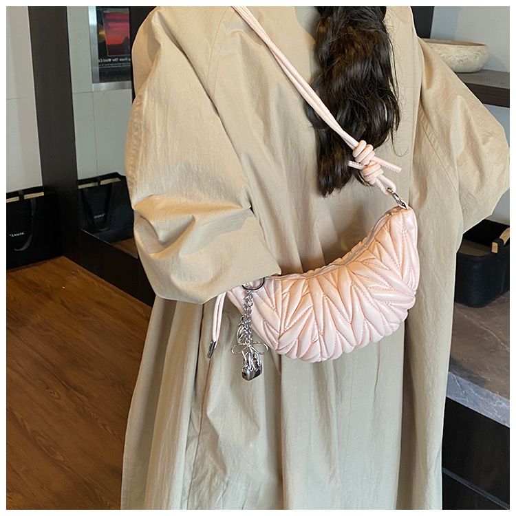 Vintage Diamond Quilted Crossbody Bag For Women, Small PU Shoulder Bag With Detachable Charm, Minimalist Urban Style, Soft Structured Hobo Purse_voghion.com