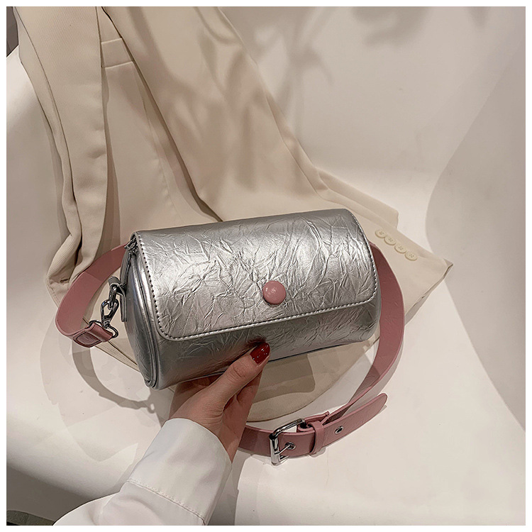 Net Red Ladies Small Bag Exquisite Cylinder Bag 2023 New Fashion Niche High-level simple contrast color messenger bag_voghion.com