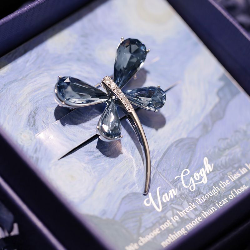 Elegante französische Kristall-Brosche mit Libelle – exquisites Kleider-Accessoire für Damen und Herren, Anstecknadel-Design, Kleider-Corsage-Accessoires_voghion.com