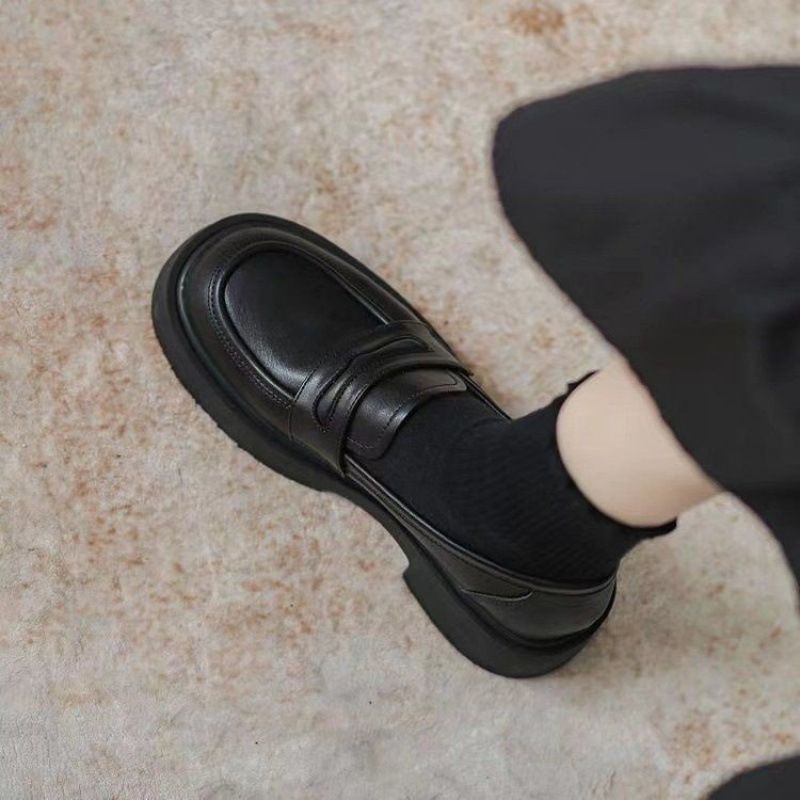Schwarze Loafer mit dicker Sohle für Damen im britischen Stil, bequeme Slip-On-Lederschuhe, vielseitig für Vorstellungsgespräche, Arbeit und_voghion.com