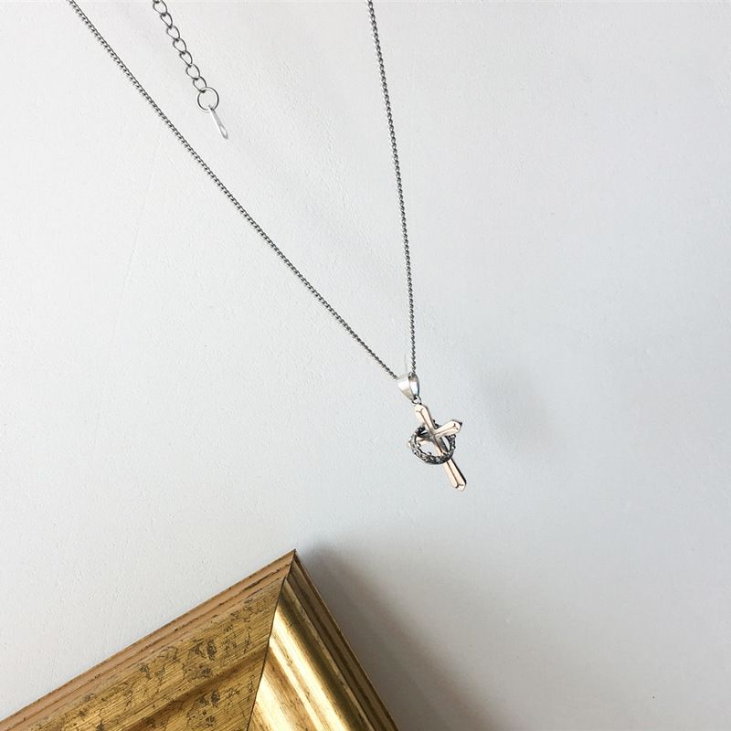 New Simple Metallic Fashion Trendy Brass Gold-Plated Cross Necklace For Women Exquisite_voghion.com