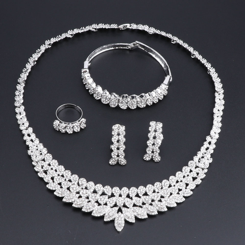 Set di gioielli nuziali alla moda in cristallo, set di gioielli nuziali da donna, collana, orecchini, anelli e accessori per damigelle_voghion.com