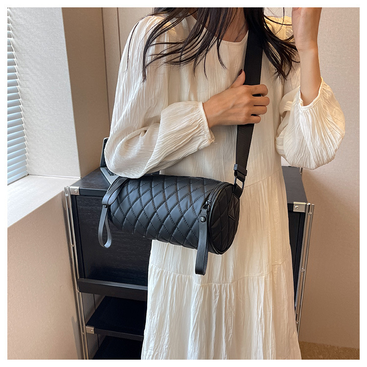 Grenseoverskridende e-handel 2023 Ny Rhombus Sylinderveske Messenger Utenlandsk Trendy Oxford Stoff Bøtte Skulderveske Ett Piece Drop Shipping_voghion.com