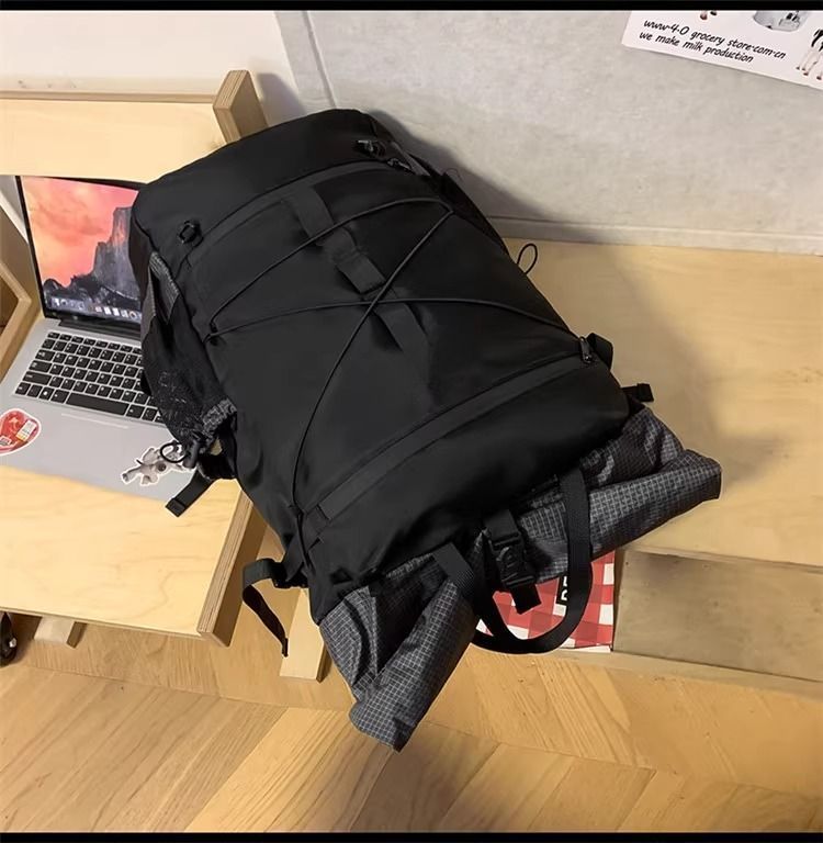 Mochila ligera, funcional y moderna para exteriores, unisex, para viajes y senderismo_voghion.com