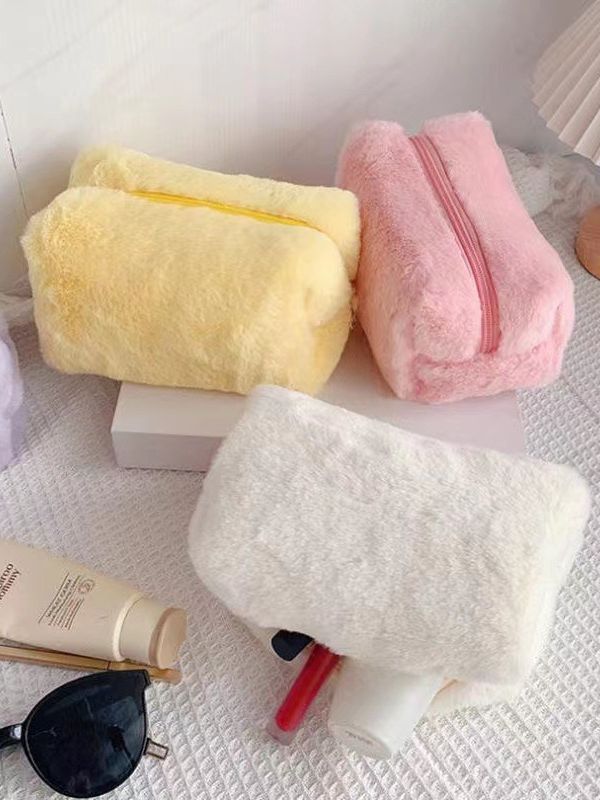 Plush Cosmetic Bag Macaron Color Sweet Large Capacity Storage Bag High Color Value Bag_voghion.com