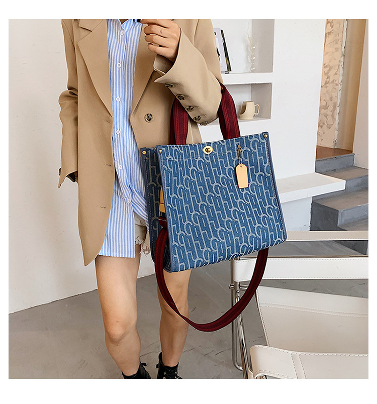 Autumn and winter new printed letters for women Tote Kor home large capacity shopping bag shoulder crossbody bag_voghion.com