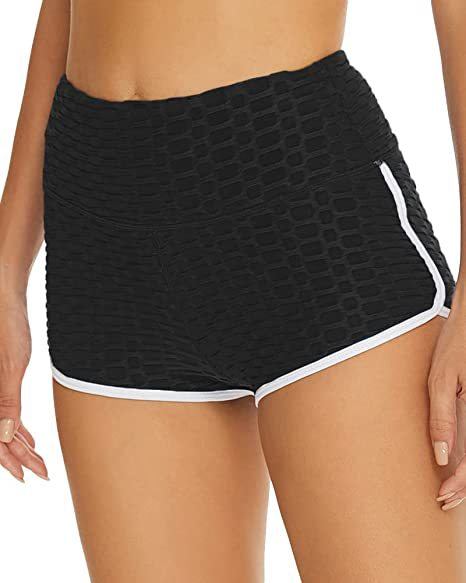 Kvinder Plus Size sorte højtaljede hofteløftende yoga-løbeshorts_voghion.com
