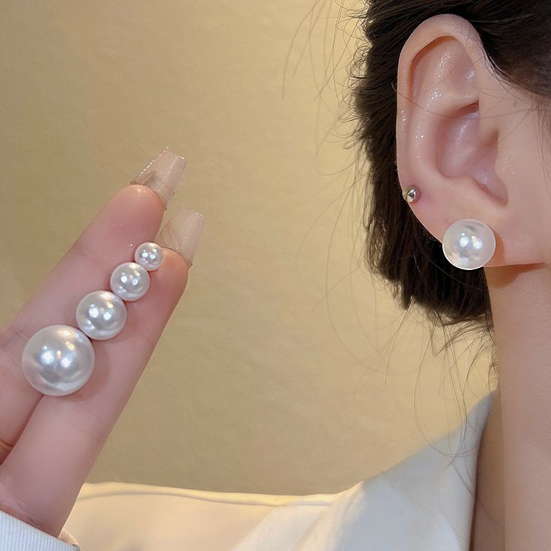 Piercing all'orecchio in stile minimalista di alta qualità, leggero, versatile, elegante e di lusso, con ago in argento S per donna_voghion.com
