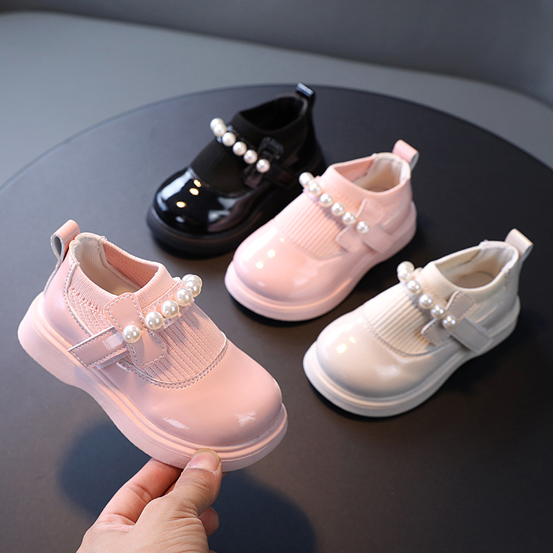 Scarpe da ballo per bambine, alla moda, da principessa, con punta rotonda e punta grande, in vernice, con perle, in pelle intrecciata a bocca volante_voghion.com